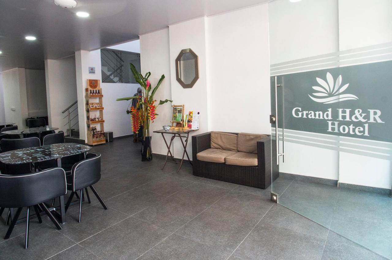 Hotel Grand H&R Villeta Exterior foto